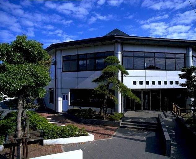 幕張公民館の外観