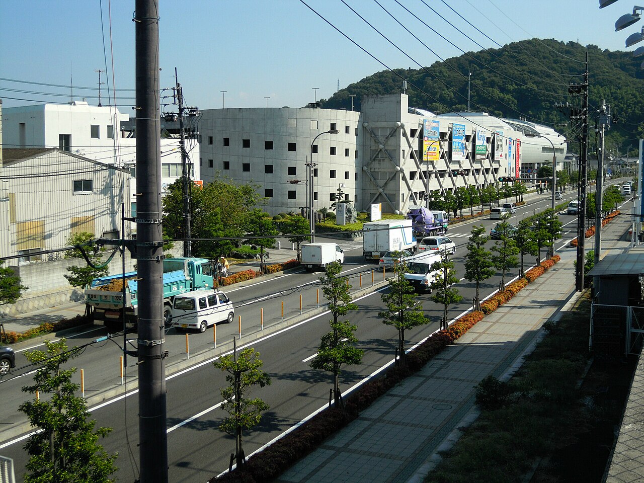 愛媛国際貿易センター アイテムえひめの外観