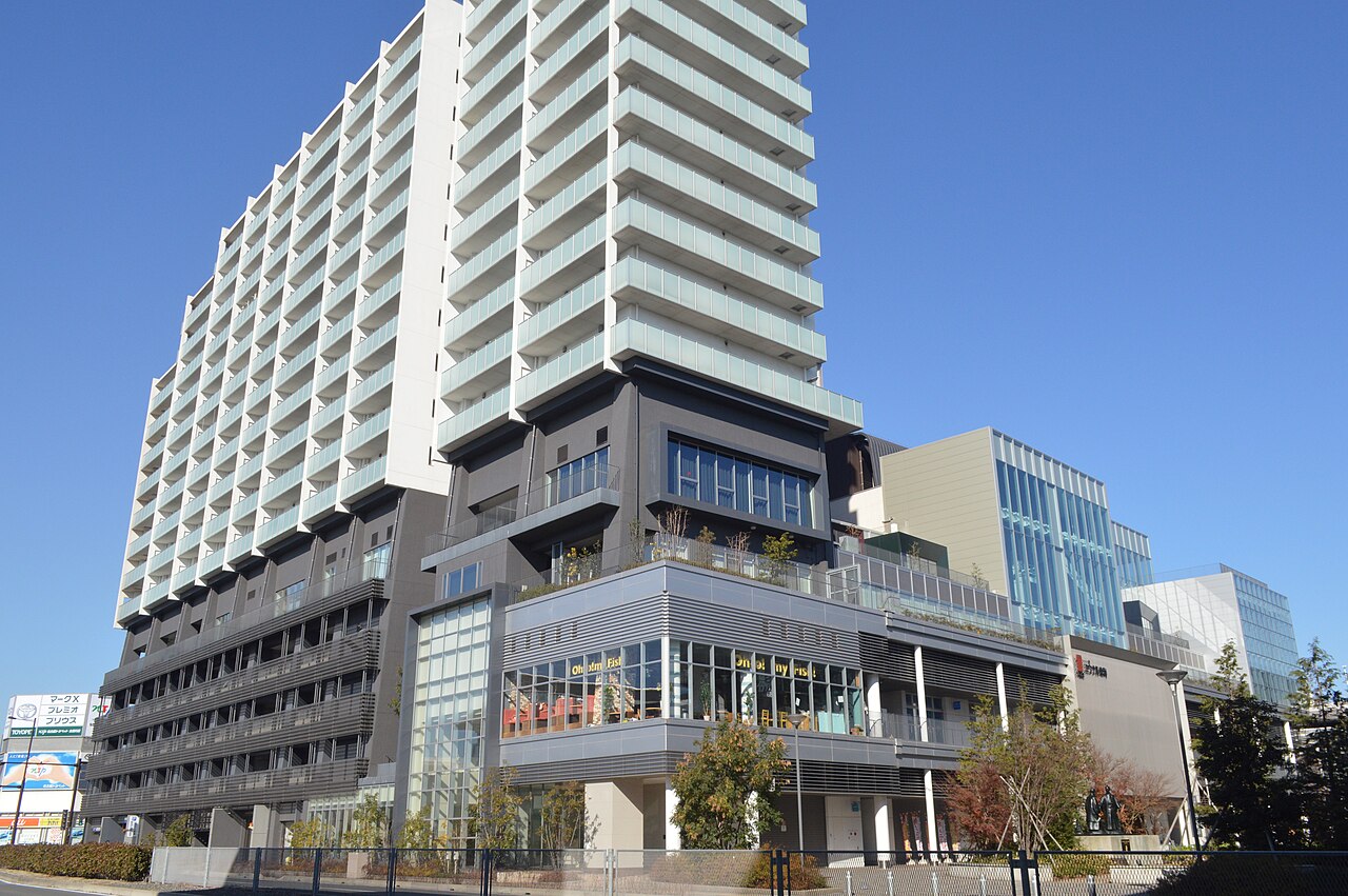 ユウナル東海と東海市芸術劇場