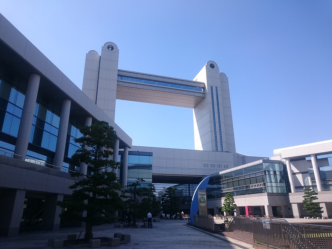 名古屋国際会議場の中央広場