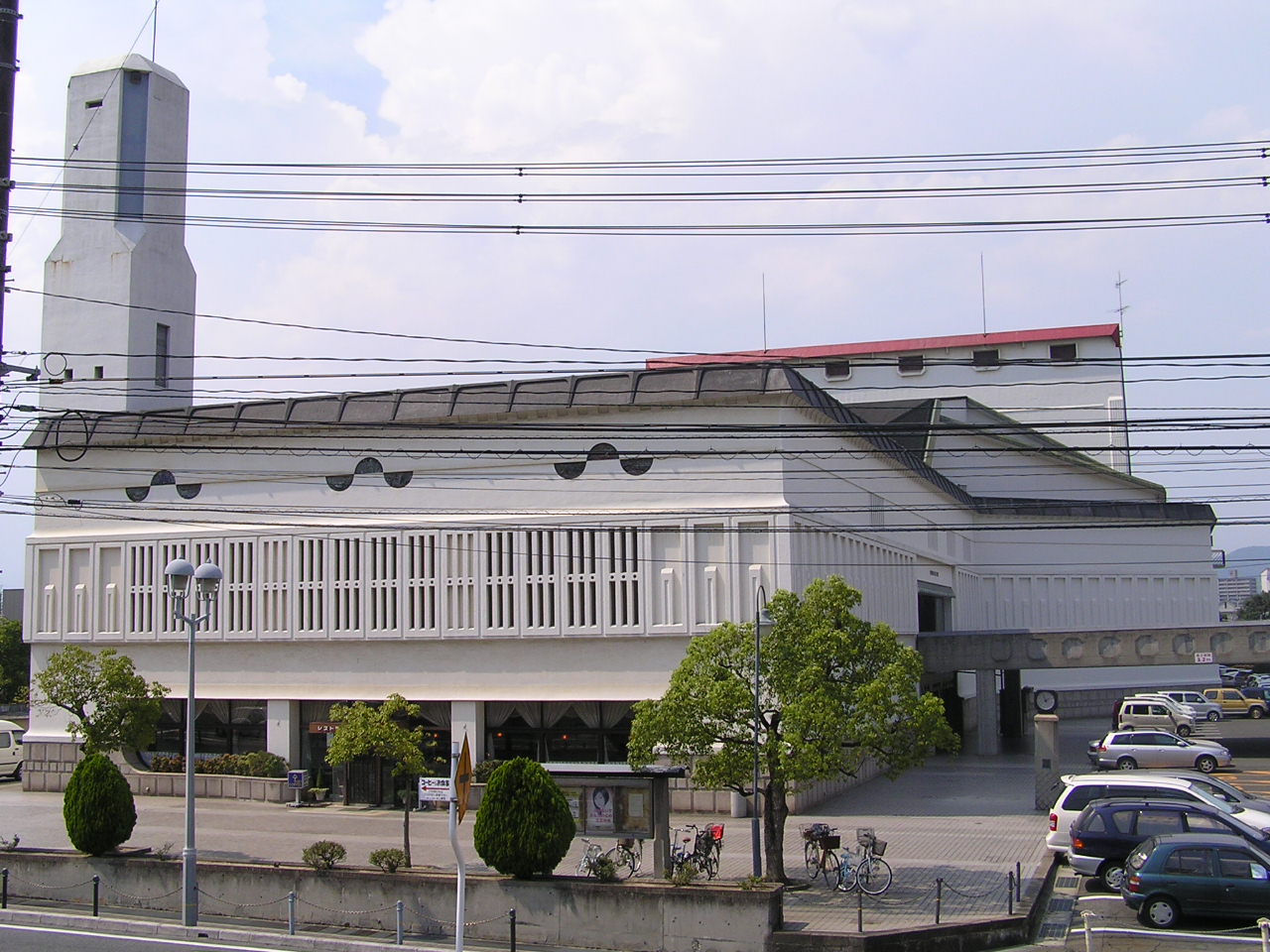 倉敷市民会館の外観