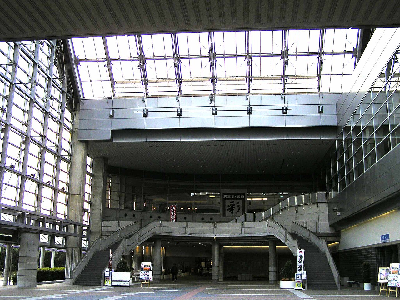 コンベックス岡山の交流広場