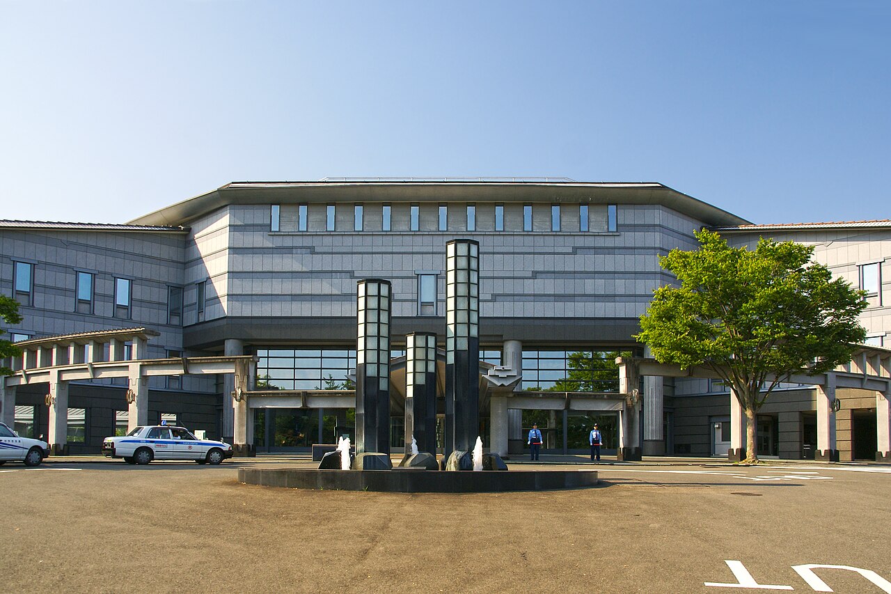 仙台国際センターの正面外観