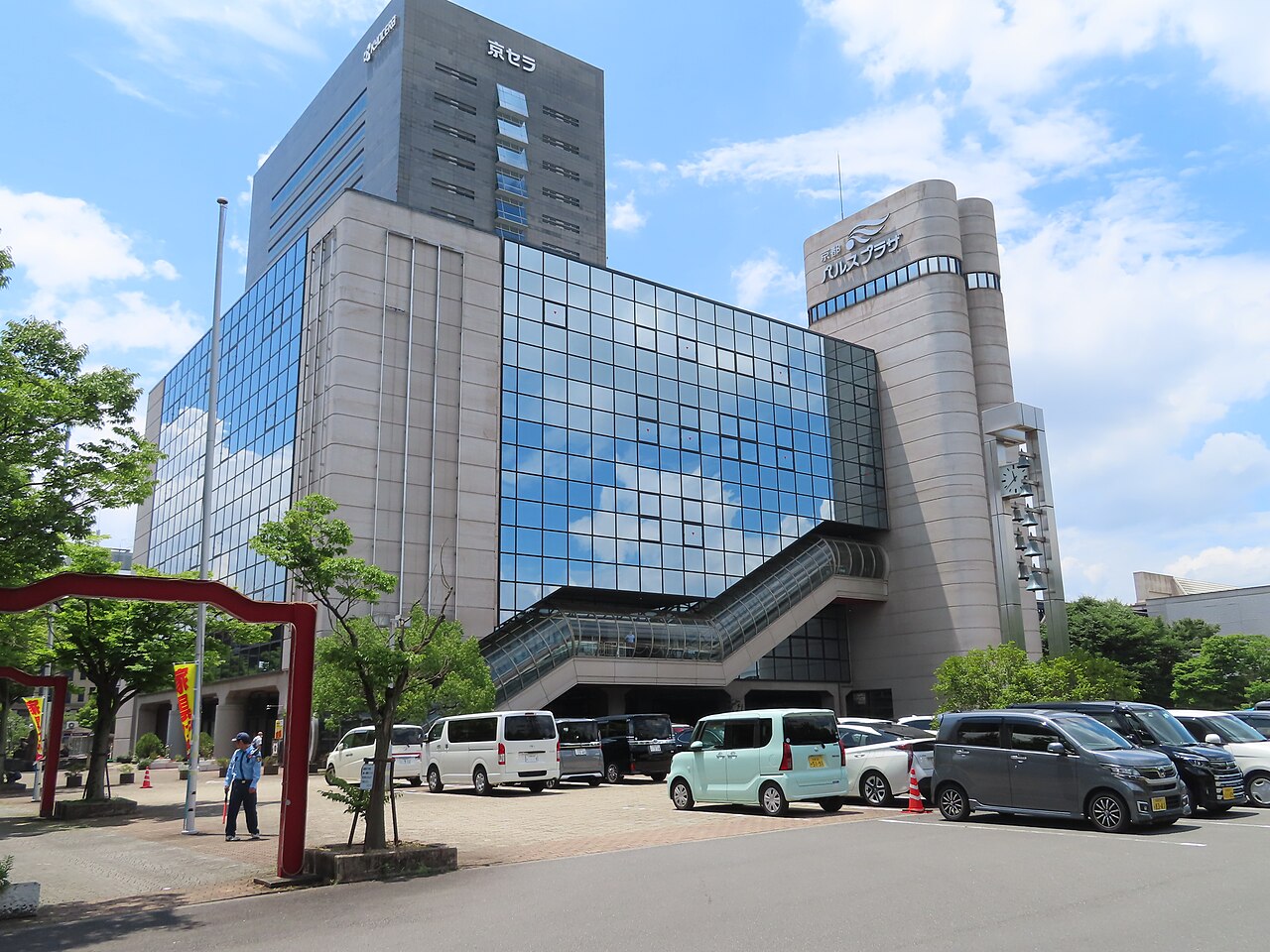 京都府総合見本市会館 京都パルスプラザの外観