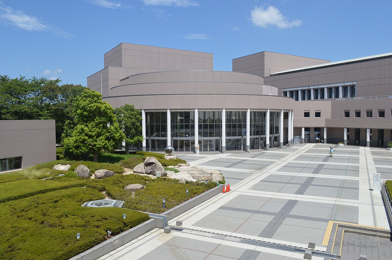三重県総合文化センターの外観（10）
