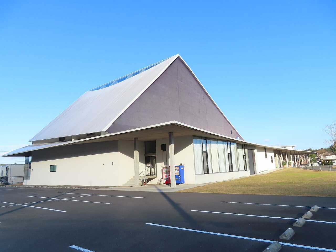阿久根市民交流センター風テラスあくねの外観