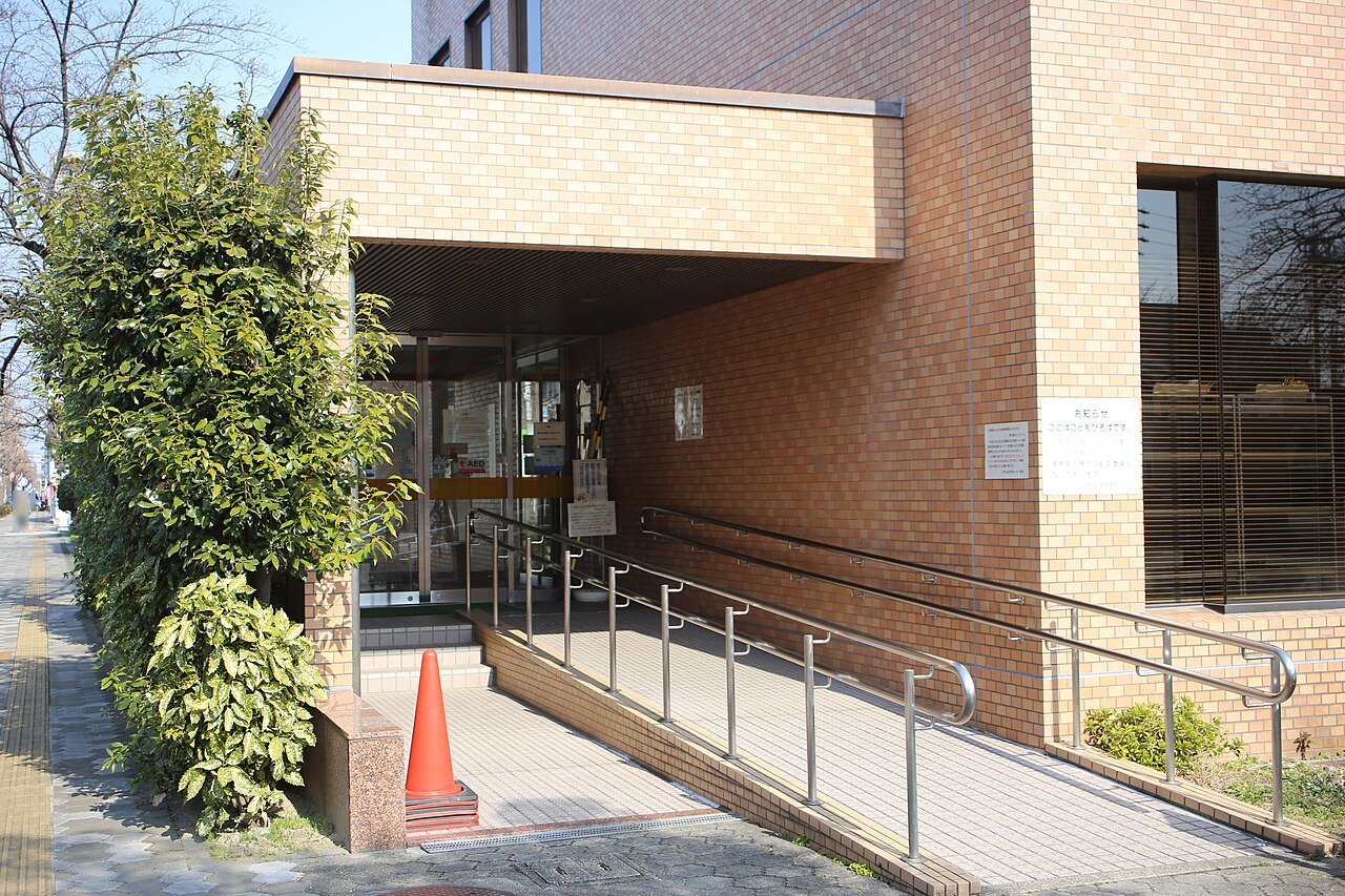 中村生涯学習センターの入口