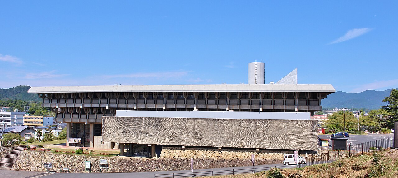 津山文化センターの外観