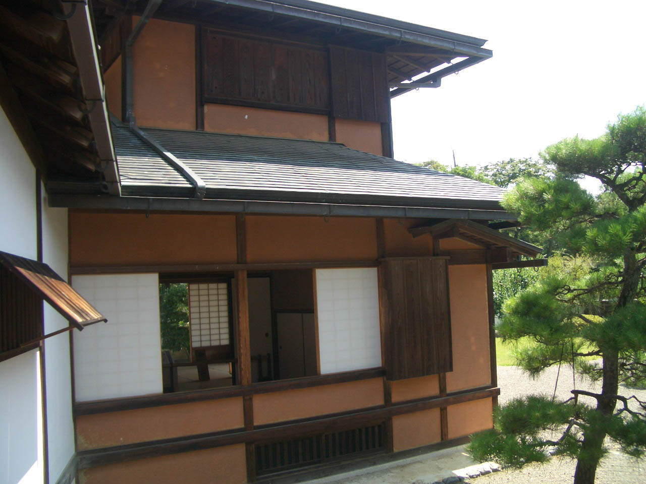 彦根城博物館の復元御殿外観