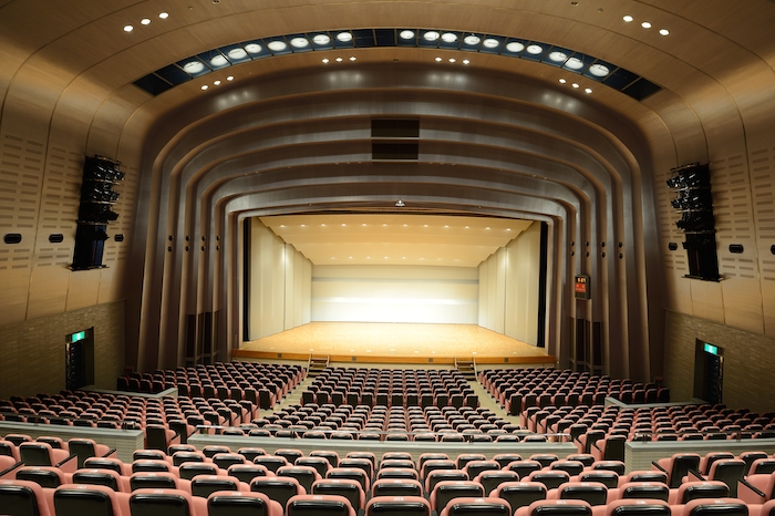 北本市文化センターの大ホール
