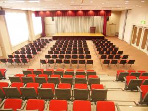 松阪市産業振興センターの研修ホール