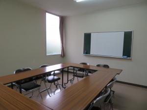 上田市勤労者福祉センター 第6会議室