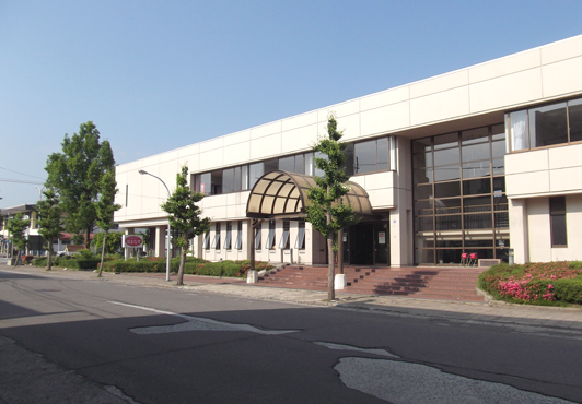 青森市はまなす会館 外観2