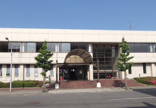 青森市はまなす会館 外観3